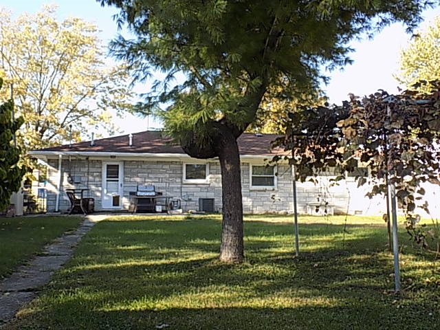 321 Park Street Decatur, IN 46733 - Photo 3 of 27