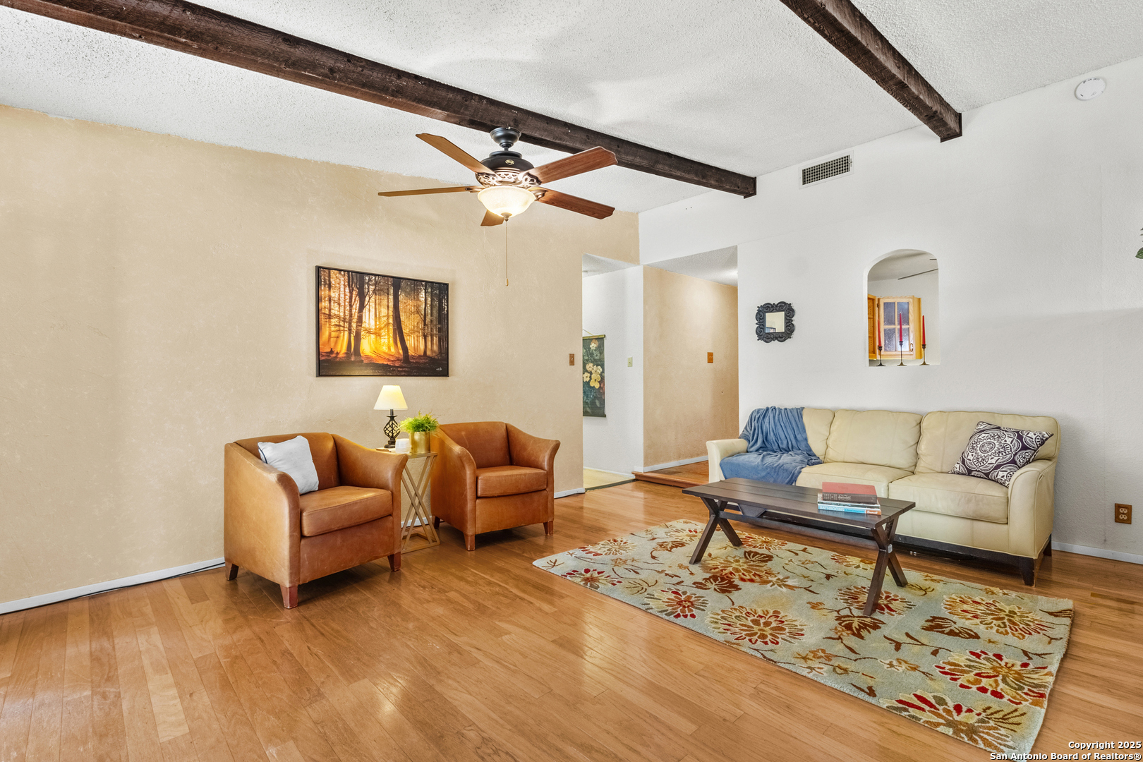 4910 Cherry Tree Drive Schertz, TX 78108 - Photo 4 of 31