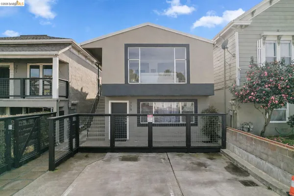 a view of a house with garage