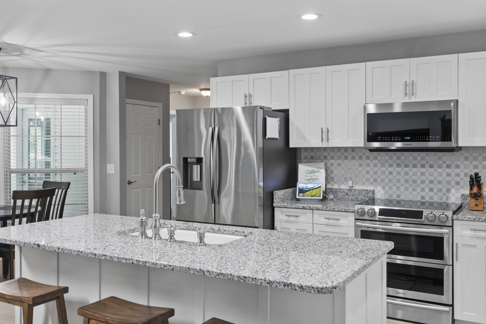 454 Campbell Hollow Road Bethpage, TN 37022 - Photo 20 of 57 a kitchen with appliances a sink and cabinets