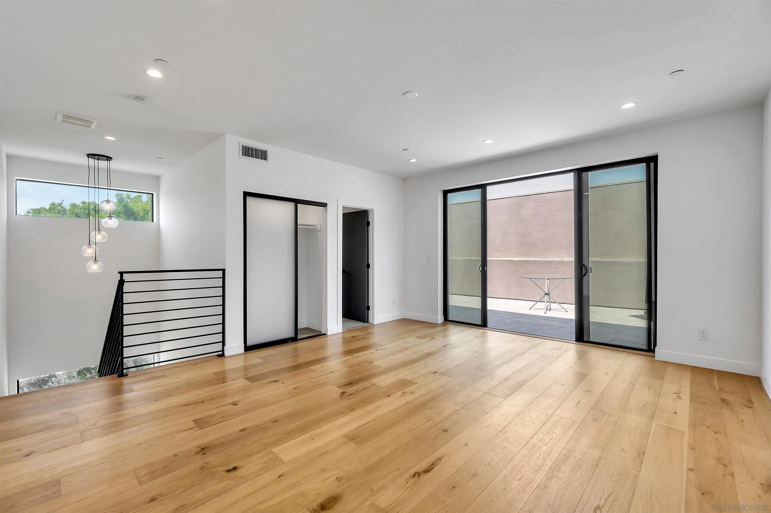6113 Monterey Road Los Angeles, CA 90042 - Photo 18 of 24 Gallery Image 18