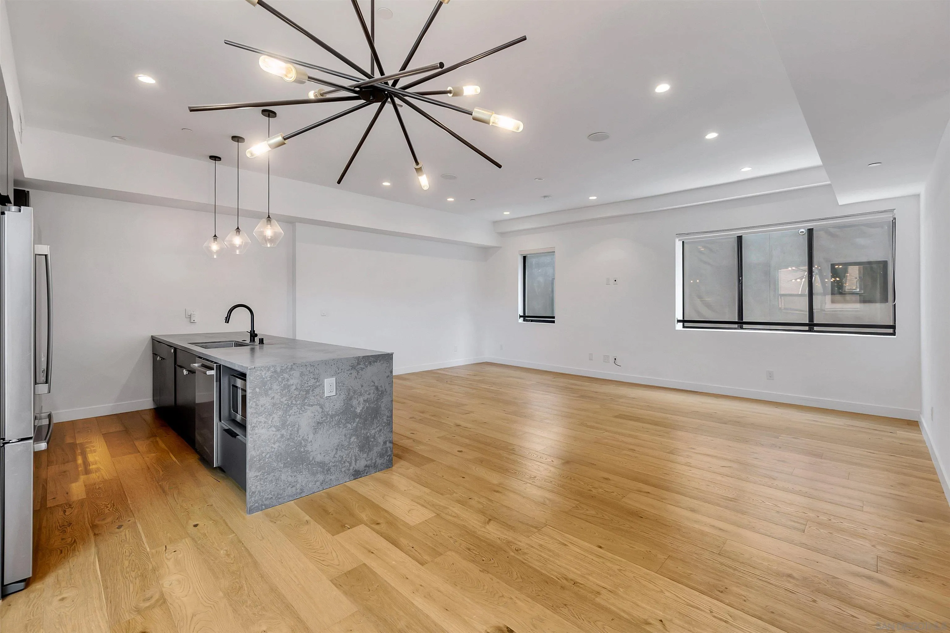 6113 Monterey Road Los Angeles, CA 90042 - Photo 6 of 24 Gallery Image 6