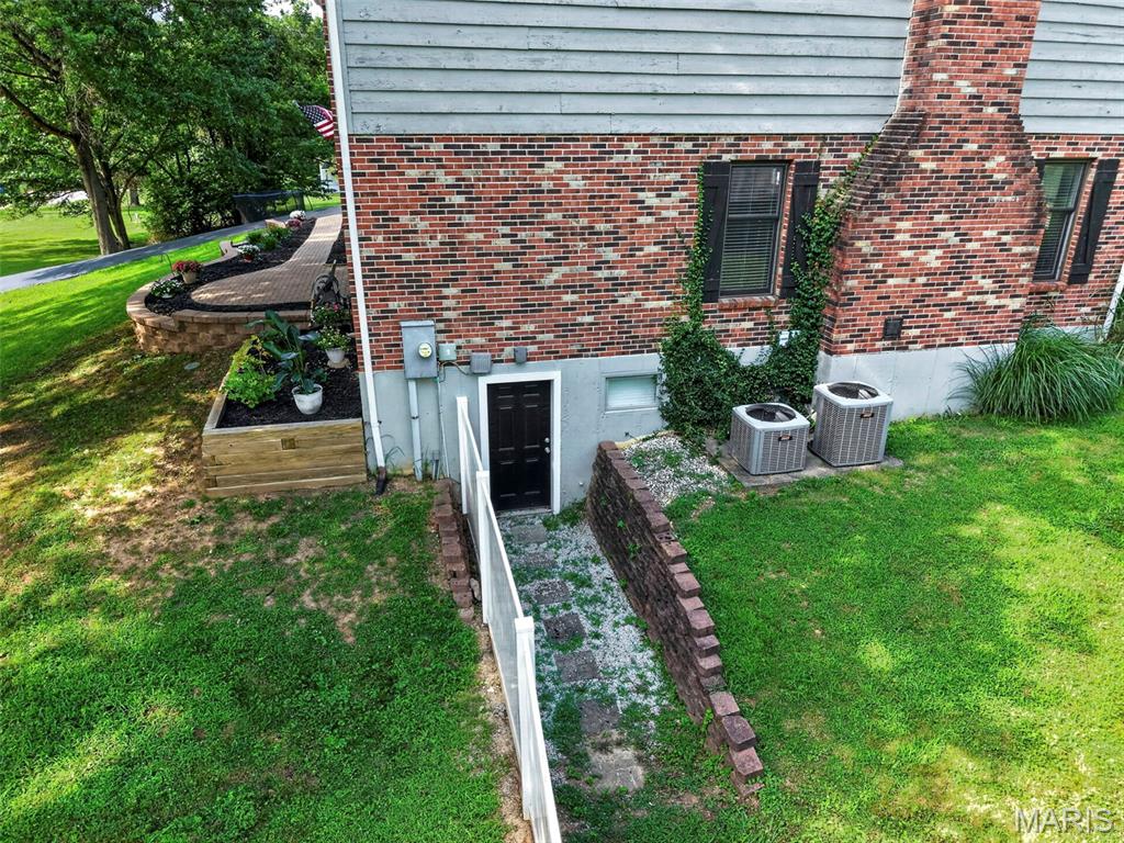 2710 Wild Valley Drive High Ridge, MO 63049 - Photo 76 of 79