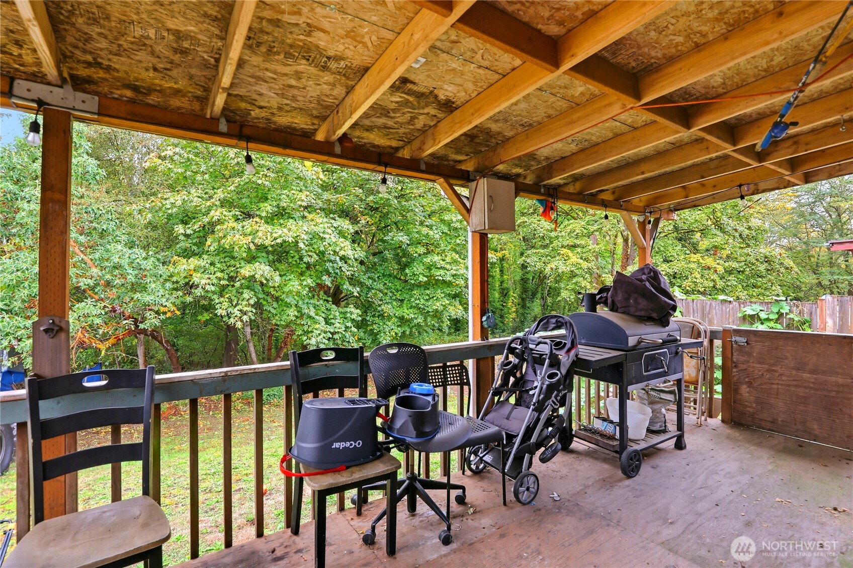 2861 Clare Avenue Bremerton, WA 98310 - Photo 17 of 39 a view of an outdoor sitting area