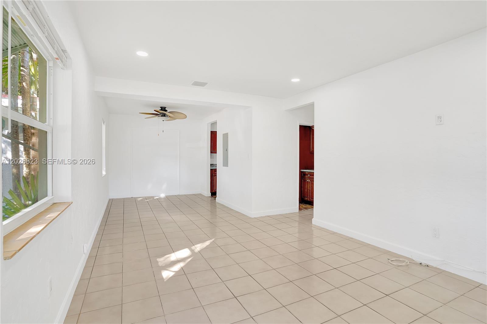 5985 Southwest 41st Street, Unit FRONT Miami, FL 33155 - Photo 12 of 19
