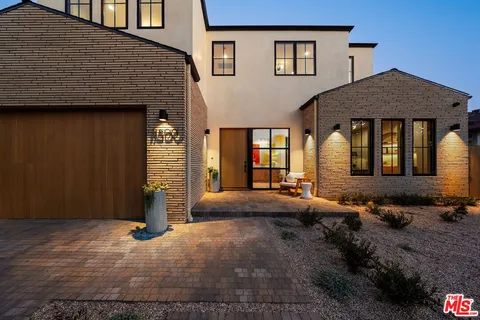 $5,375,000 | 11500 Kingsland Street, Los Angeles, CA 90066