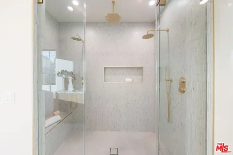 $5,375,000 | 11500 Kingsland Street, Los Angeles, CA 90066