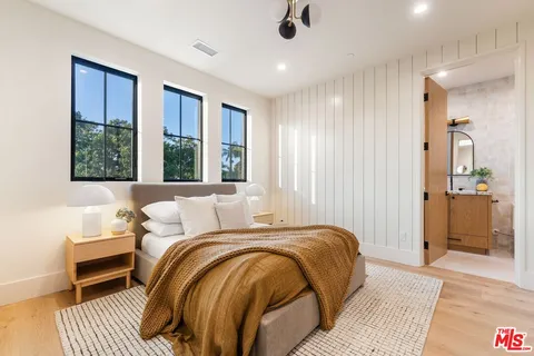 $5,375,000 | 11500 Kingsland Street, Los Angeles, CA 90066