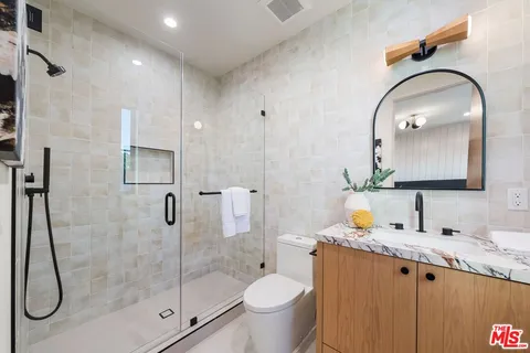 $5,375,000 | 11500 Kingsland Street, Los Angeles, CA 90066