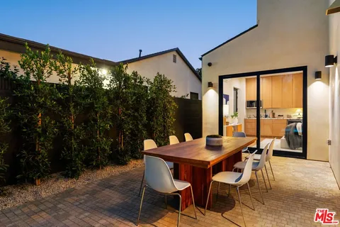 $5,375,000 | 11500 Kingsland Street, Los Angeles, CA 90066