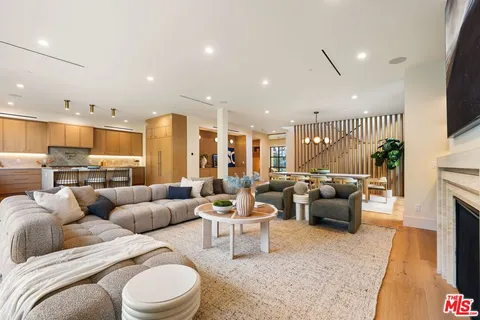 $5,375,000 | 11500 Kingsland Street, Los Angeles, CA 90066