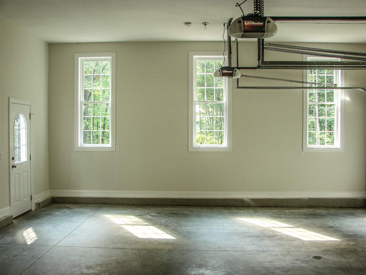 16 Orchard Blossom Road Windham, NH 03087 - Photo 20 of 26 Gallery Image 20