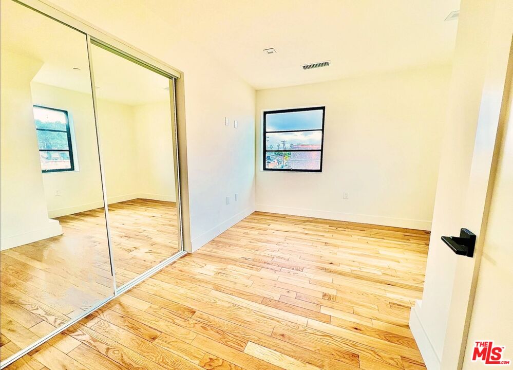 4152 1/2 Rogers Street, Unit 1/2 Los Angeles, CA 90063 - Photo 11 of 21 a view of an empty room