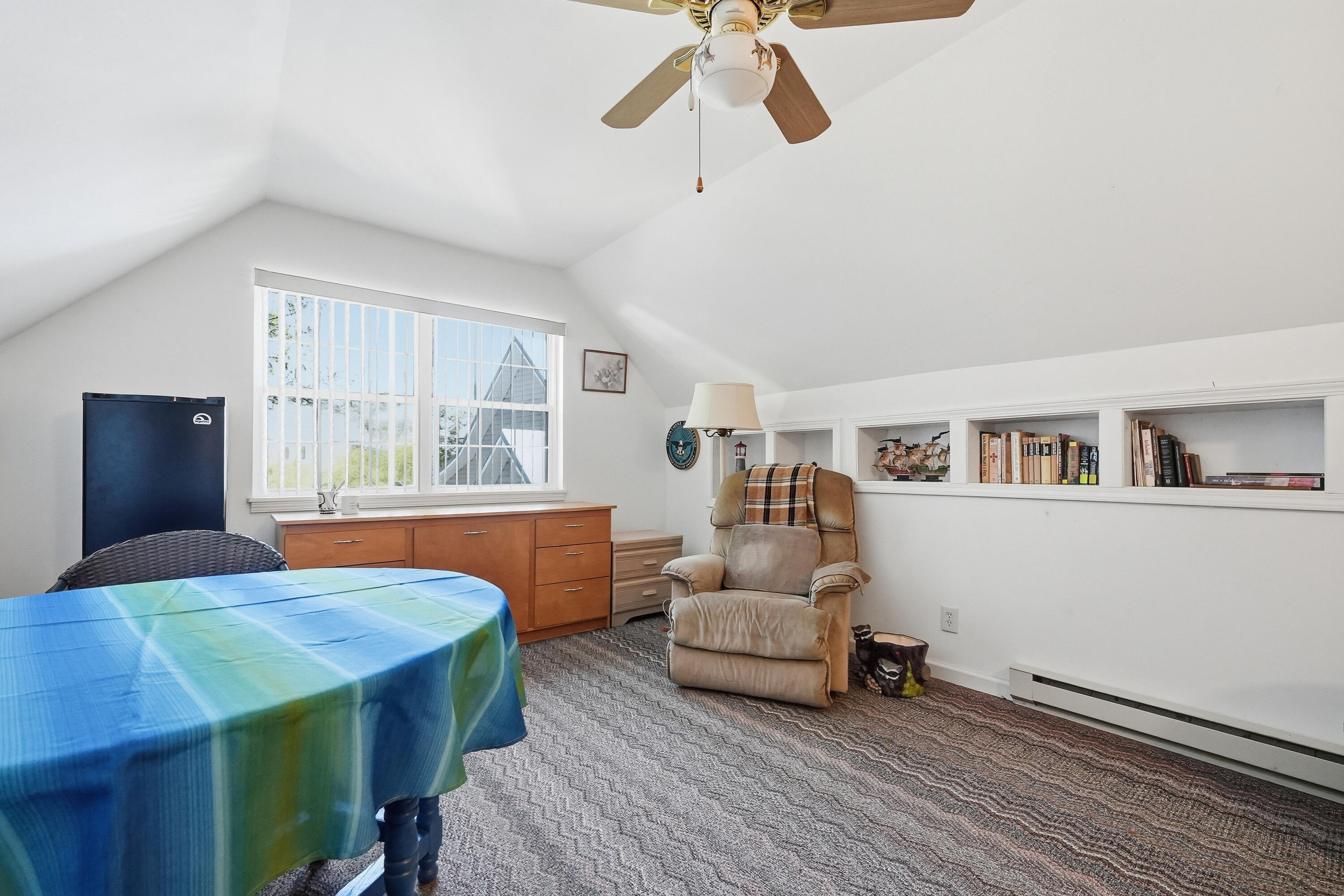 675 Spring Lake Road DeFuniak Springs, FL 32433 - Photo 59 of 91 a bedroom with furniture and a window
