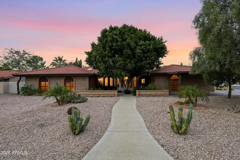 $1,650,000 | 5234 East Paradise Drive, Scottsdale, AZ 85254
