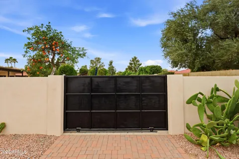 $1,650,000 | 5234 East Paradise Drive, Scottsdale, AZ 85254