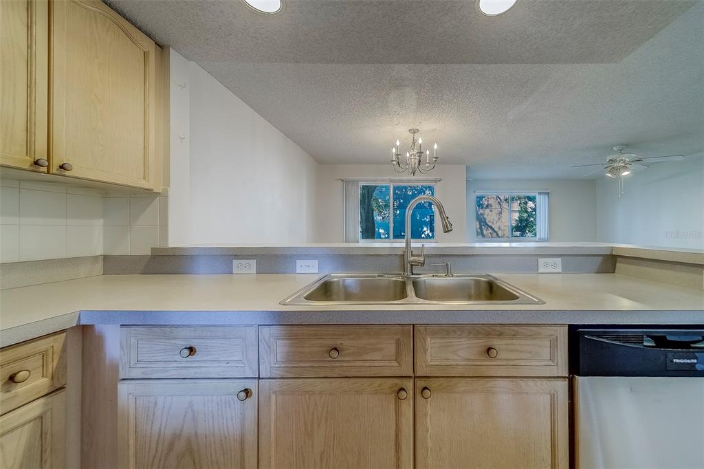 9209 Jake's Path Largo, FL 33771 - Photo 10 of 64