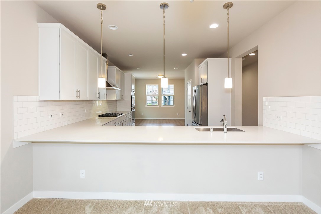 4860 Limerick Drive Southwest Port Orchard, WA 98367 - Photo 9 of 38 Gallery Image 9
