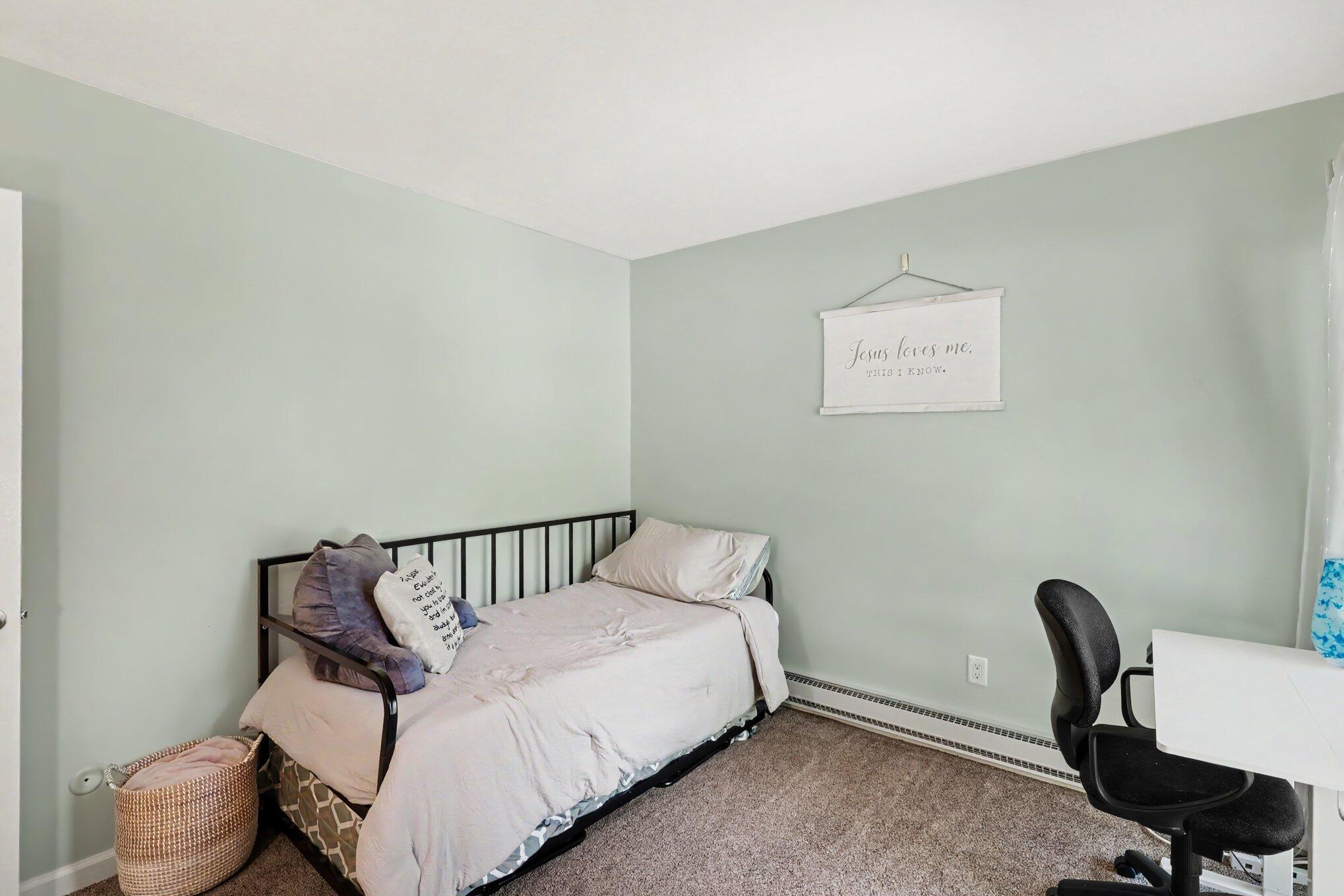 756 West Kilgore Road, Unit 205 Kalamazoo, MI 49008 - Photo 11 of 16 013_file_2779