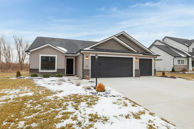 $379,900 | 8578 Virgo Run, Leo, IN 46765
