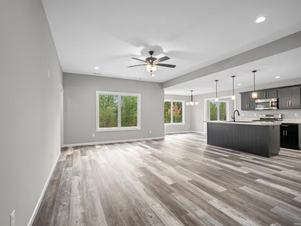 $379,900 | 8578 Virgo Run, Leo, IN 46765