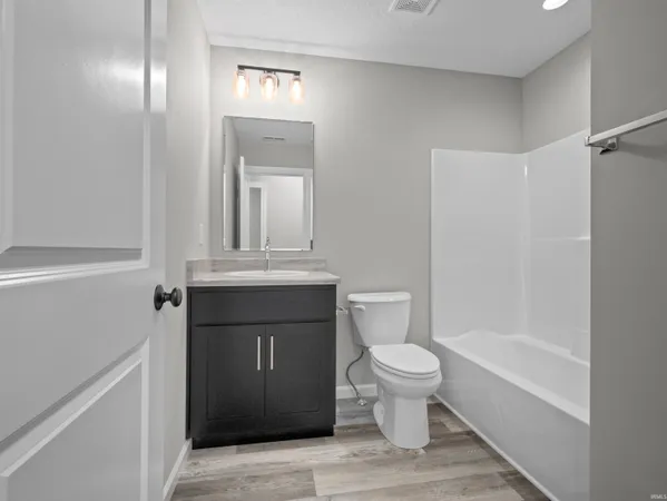 $379,900 | 8578 Virgo Run, Leo, IN 46765