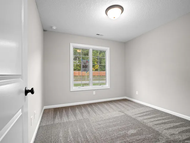 $379,900 | 8578 Virgo Run, Leo, IN 46765