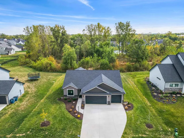 $379,900 | 8578 Virgo Run, Leo, IN 46765