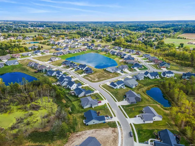 $379,900 | 8578 Virgo Run, Leo, IN 46765