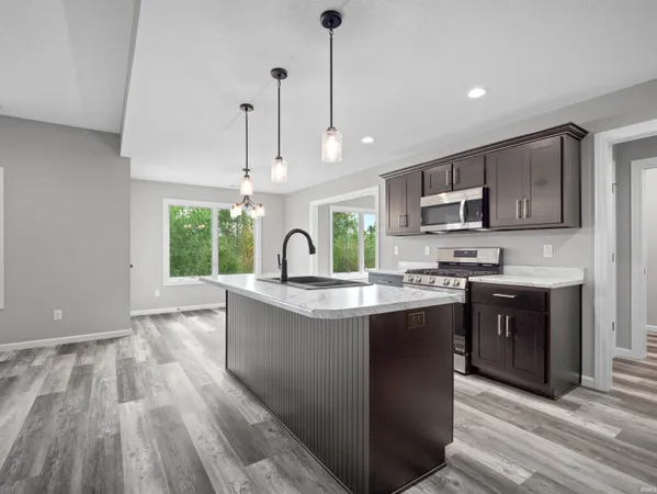 $379,900 | 8578 Virgo Run, Leo, IN 46765