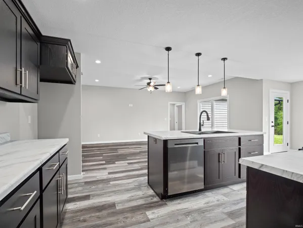 $379,900 | 8578 Virgo Run, Leo, IN 46765