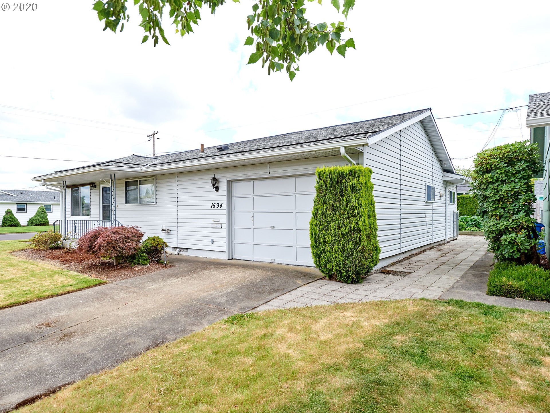 1594 Umpqua Road Woodburn, OR 97071 - Photo 23 of 29 Gallery Image 23