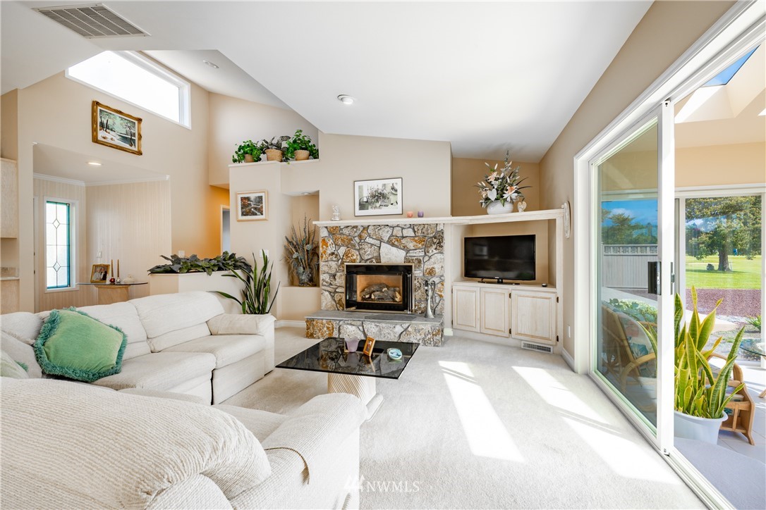 8188 Sehome Road Blaine, WA 98230 - Photo 4 of 40 Gallery Image 4
