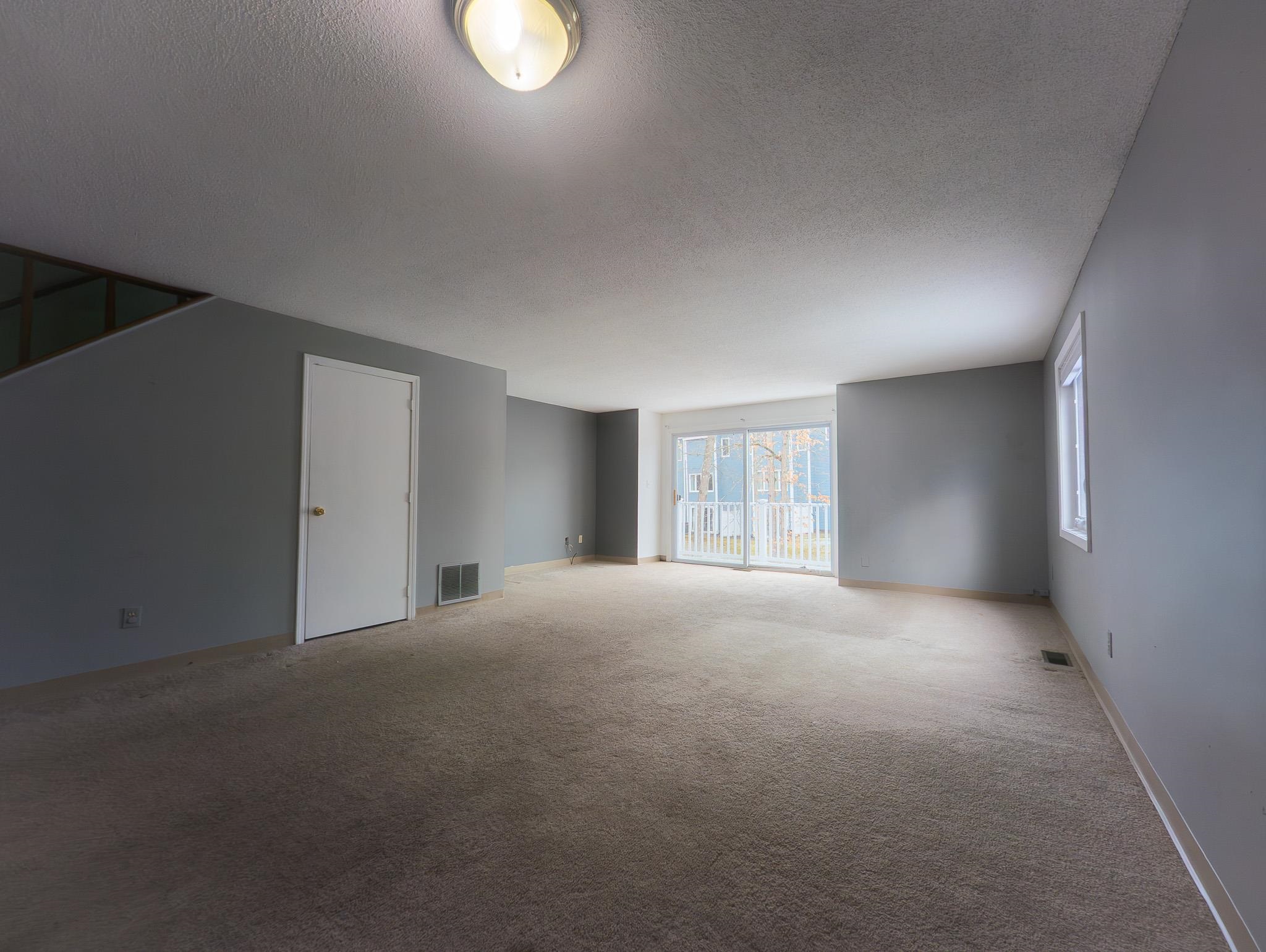 60 Merrimack Drive, Unit 43 Merrimack, NH 03054 - Photo 11 of 44