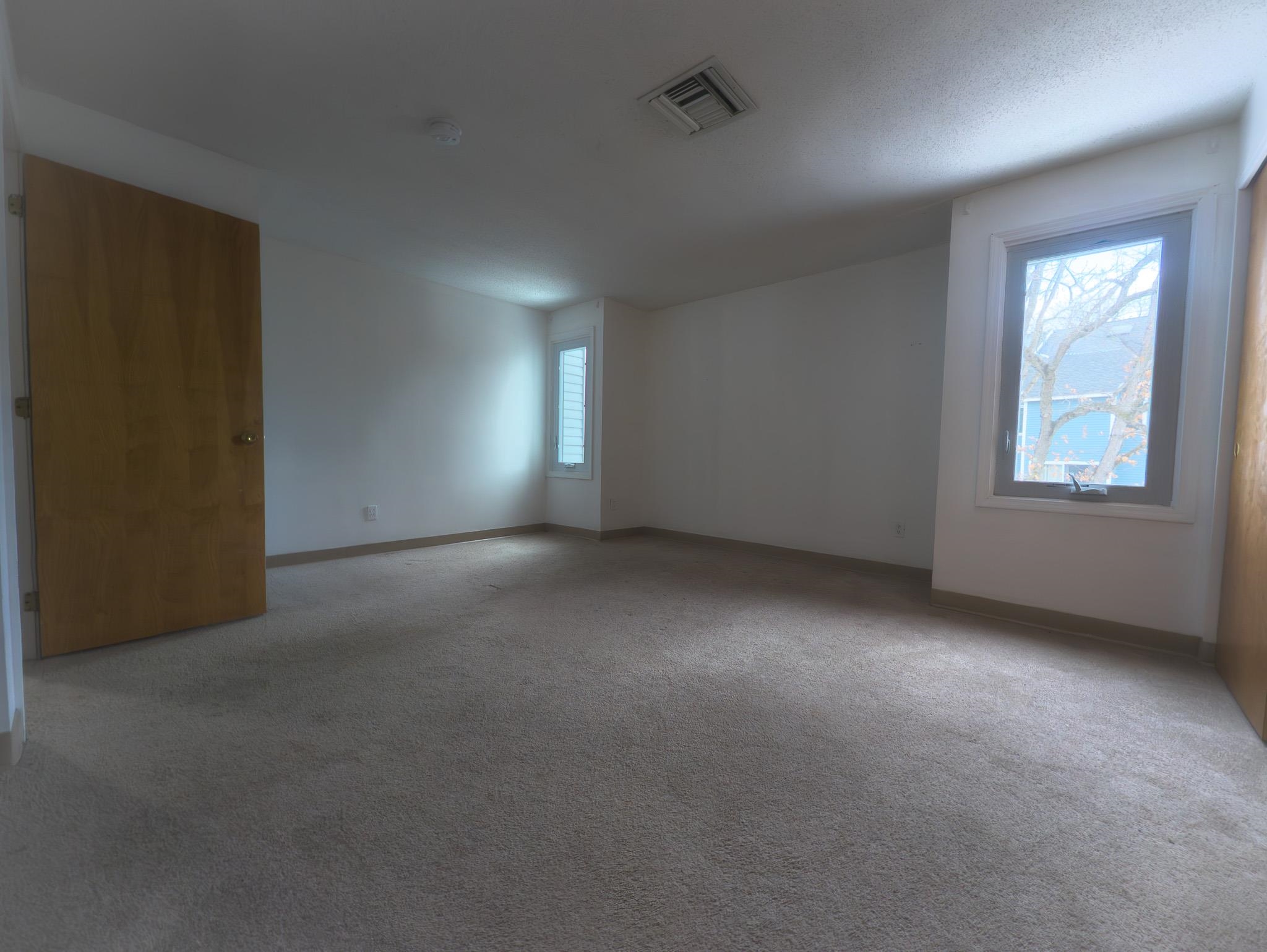 60 Merrimack Drive, Unit 43 Merrimack, NH 03054 - Photo 22 of 44