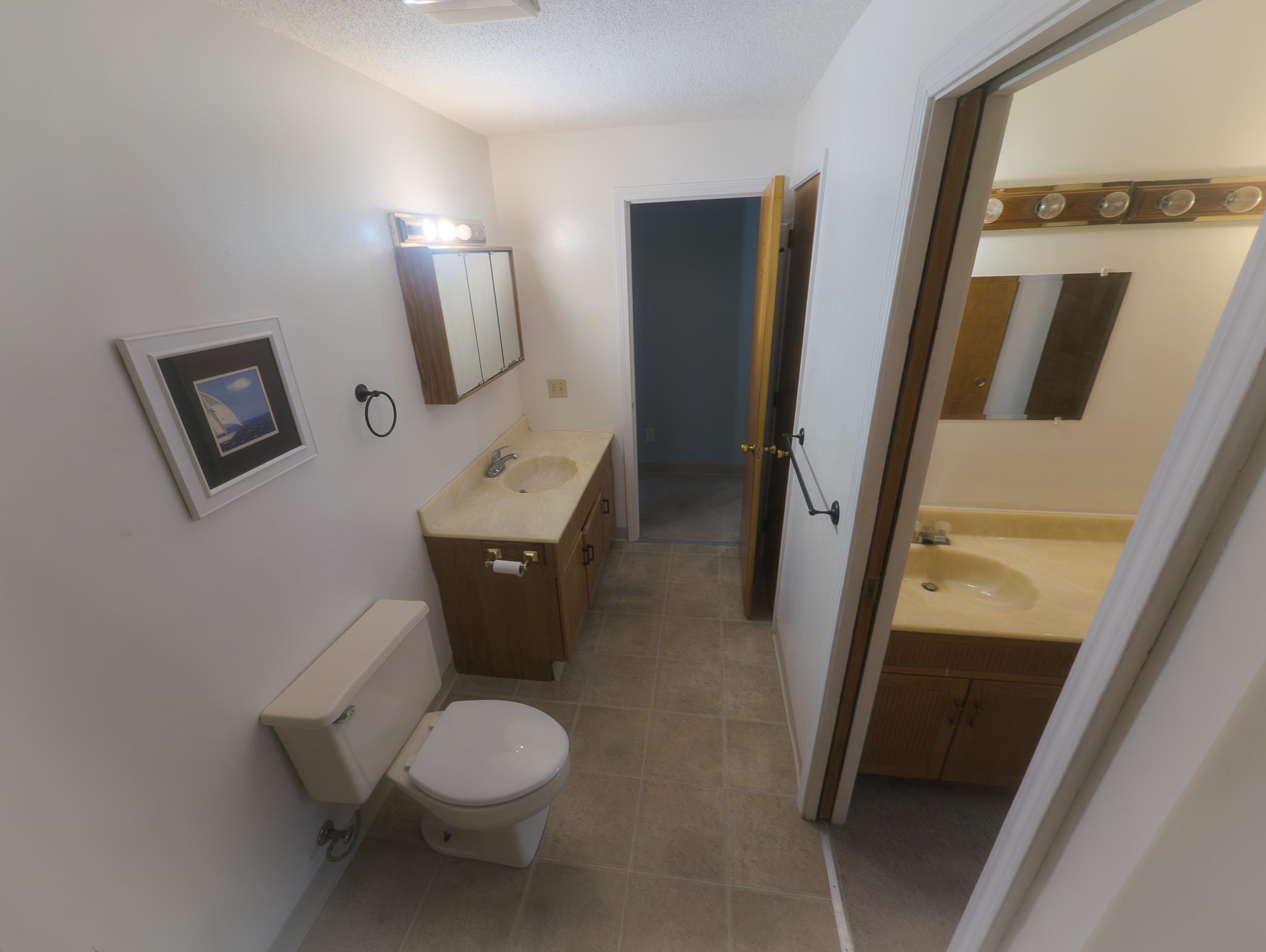 60 Merrimack Drive, Unit 43 Merrimack, NH 03054 - Photo 27 of 44