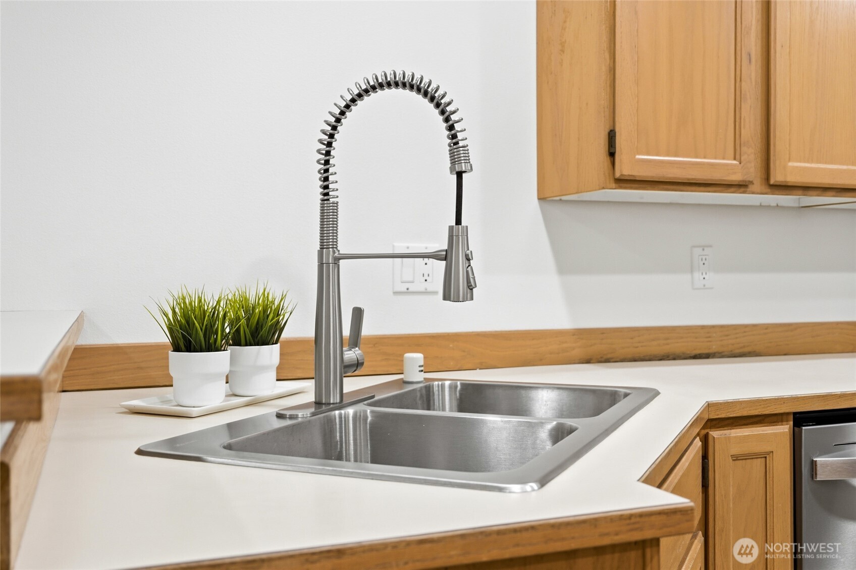 4832 165th Place Southwest Edmonds, WA 98026 - Photo 14 of 36