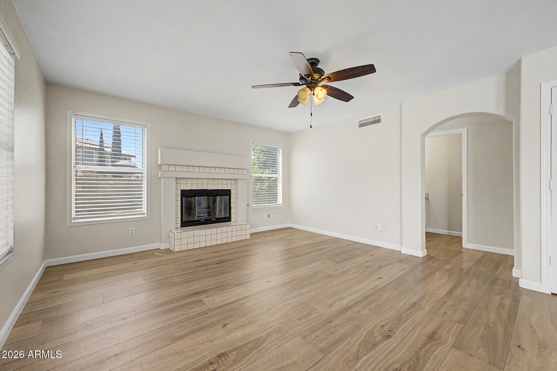 1435 East Silver Creek Road Gilbert, AZ 85296 - Photo 11 of 34 07 - Silver Creek