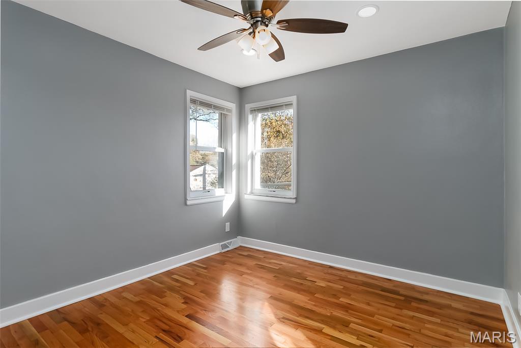 1542 Grant Road St. Louis, MO 63119 - Photo 16 of 25