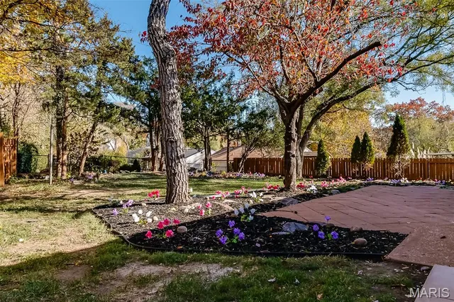 $320,000 | 1542 Grant Road, St. Louis, MO 63119