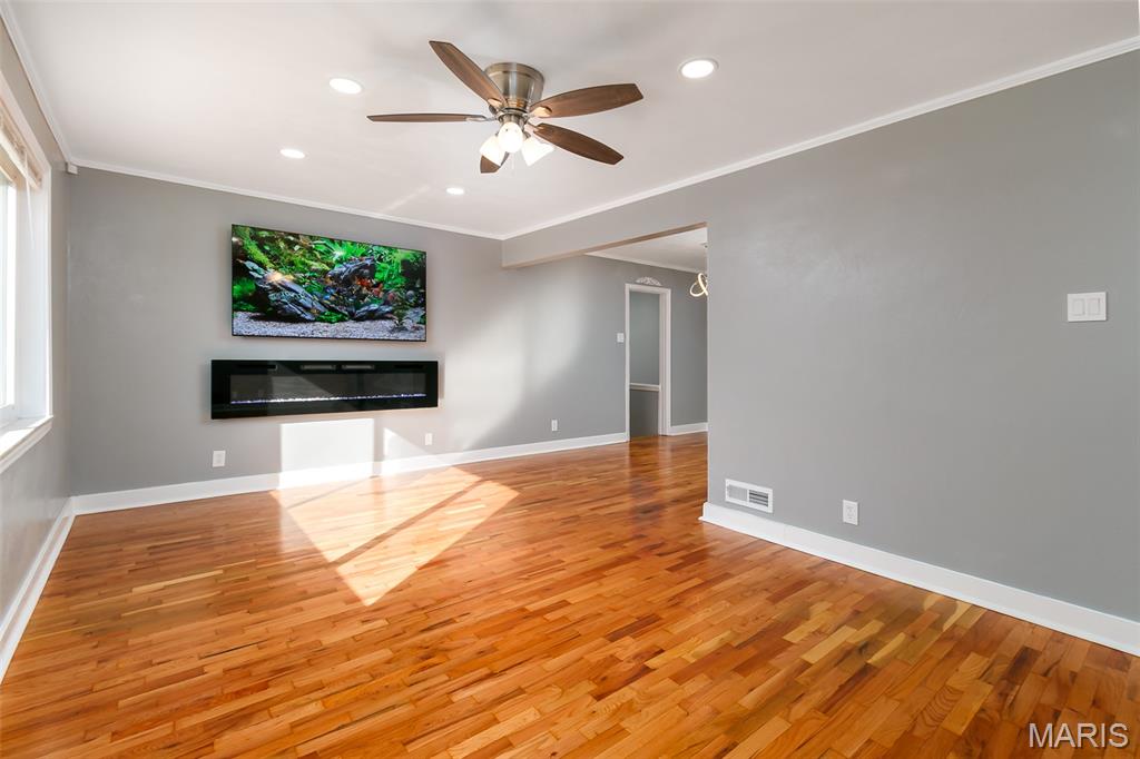 1542 Grant Road St. Louis, MO 63119 - Photo 3 of 25