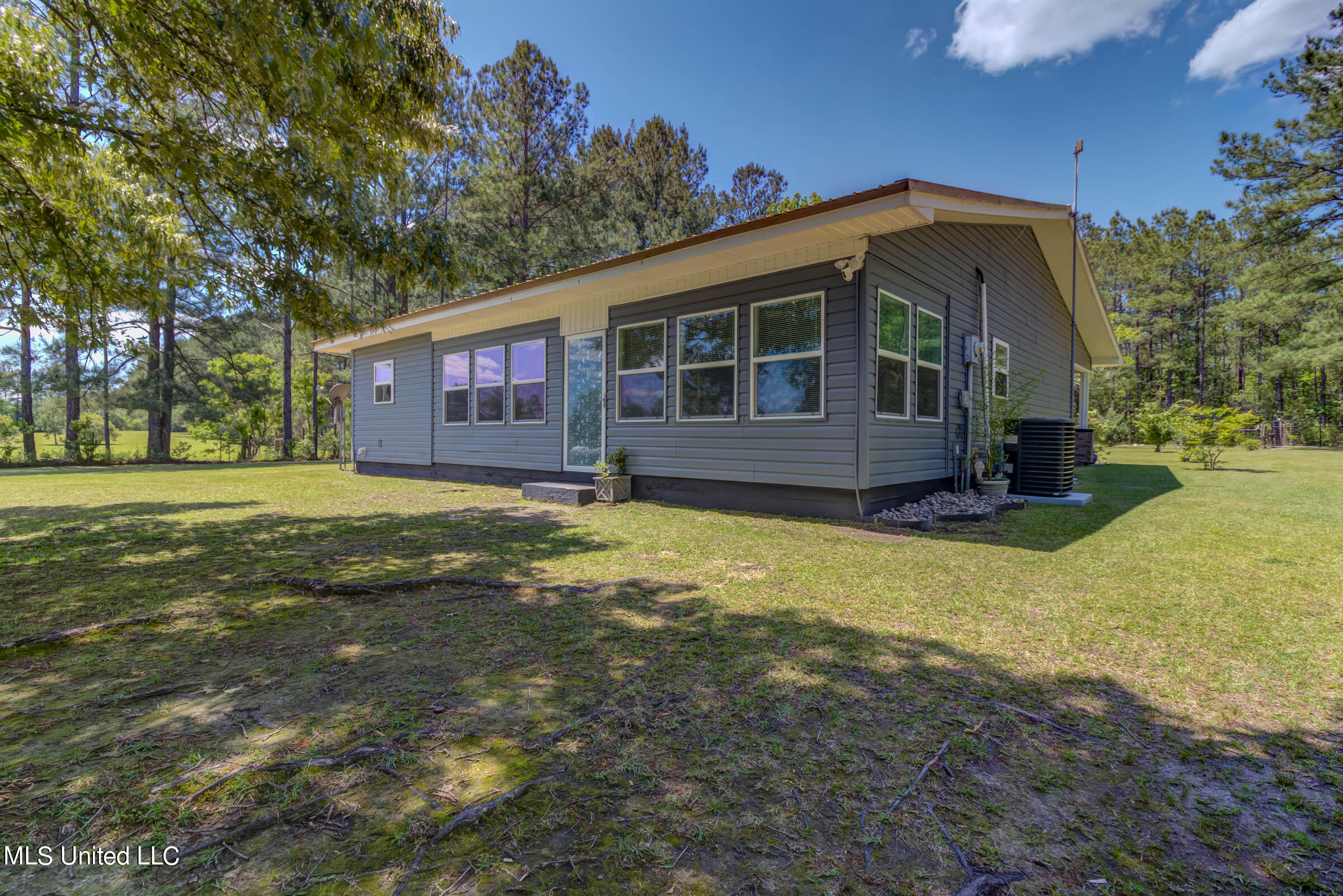 646 Stump Texas Road Lumberton, MS 39455 - Photo 62 of 76 646 Stump Texas Rd (62)