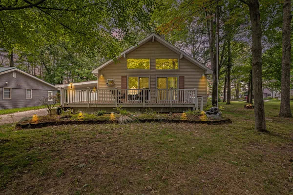 $245,000 | 10905 1st Street, Canadian Lakes, MI 49346