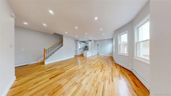 $898,000 | 136-11 Brookville Boulevard | Rosedale Terrace Ward