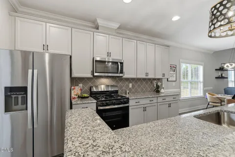 $374,900 | 529 Barneswyck Drive, Fuquay-Varina, NC 27526