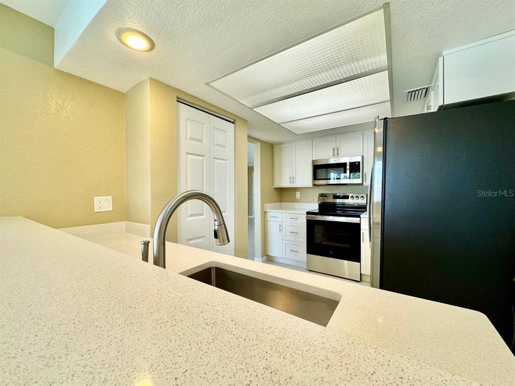 4121 Headsail Drive New Port Richey, FL 34652 - Photo 11 of 42