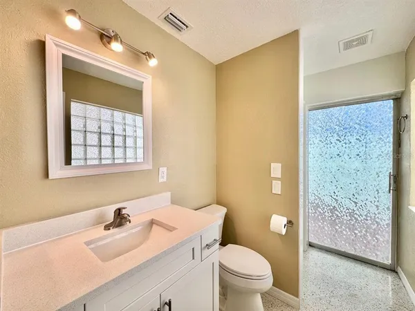 $2,600 | 4121 Headsail Drive, New Port Richey, FL 34652