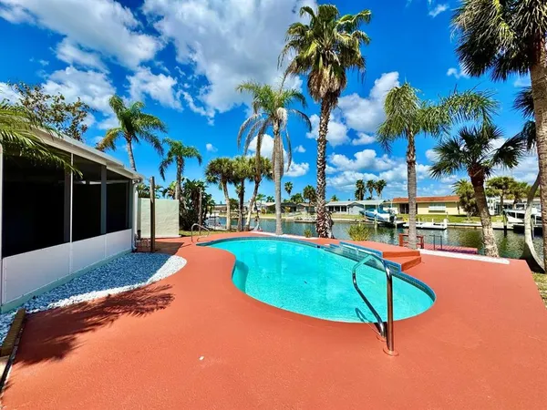 $2,600 | 4121 Headsail Drive, New Port Richey, FL 34652