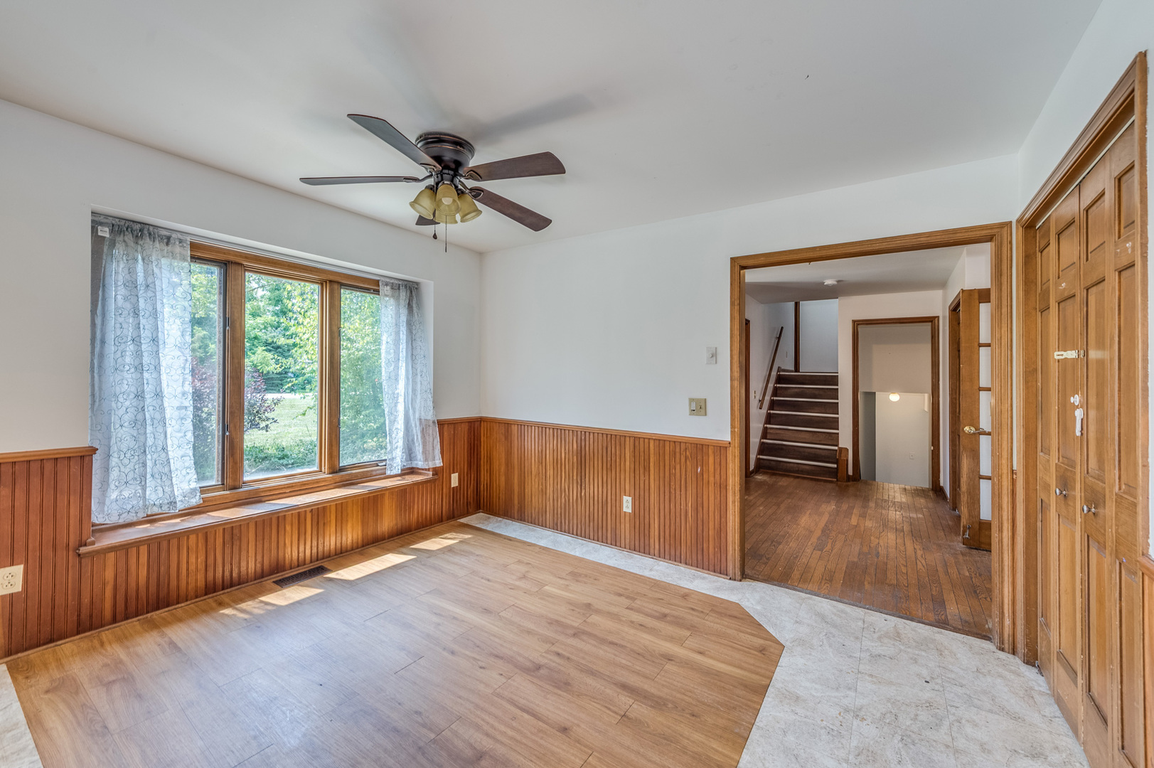41W700 Lenz Road Elgin, IL 60124 - Photo 10 of 30 Gallery Image 10