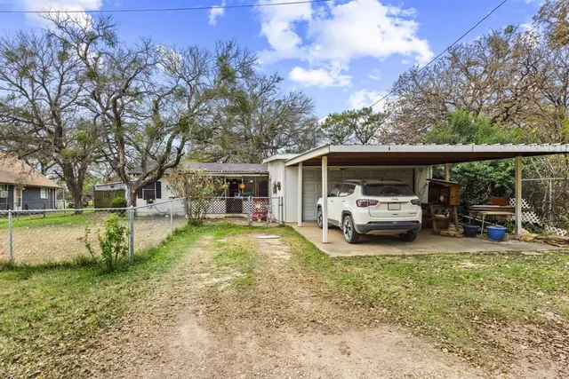 $150,000 | 123 Post Oak Drive, Whitney, TX 76692